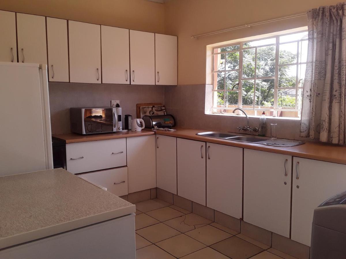 Vuya Nathi Bed And Breakfast Manzini Bagian luar foto