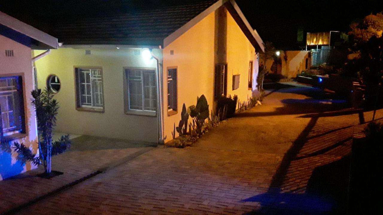 Vuya Nathi Bed And Breakfast Manzini Bagian luar foto